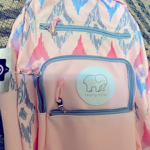 New BACKPACKS From IVORY ELLA by CONAIR, Lots Of Features, 16.5" x 13" x 8" - Picture 3 of 4